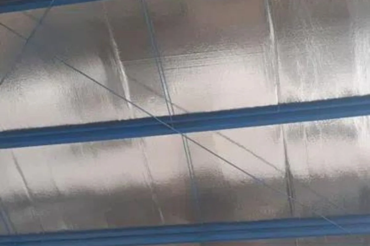 Contoh material peredam panas atap XLPE Foam]