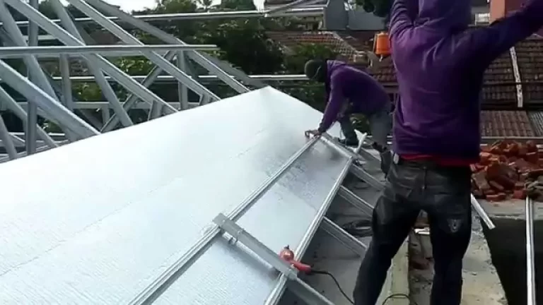 Pemasangan Aluminium Foil Bubble Peredam Panas Dinding
