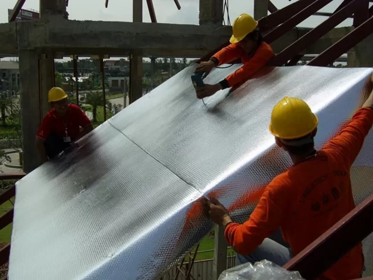 Pentingnya Pasang Aluminium Foil Atap