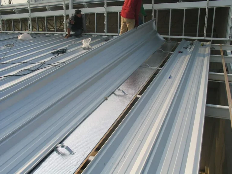 Manfaat Aluminium Foil pada Rangka Atap Baja Ringan