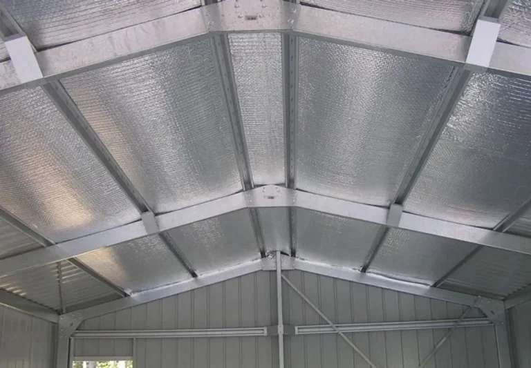 Perbandingan Aluminium Foil Atap Terbaik dengan Bahan Atap Lainnya