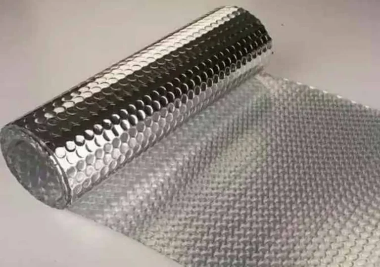 Proses Pemasangan Aluminium Foil Bubble Atap